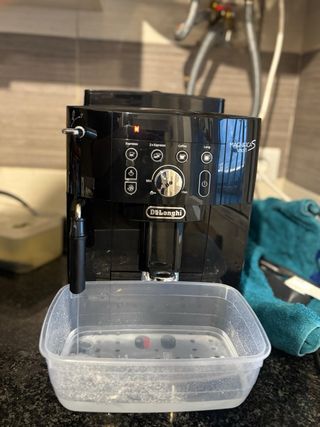 Cafetera Delonghi Magnífica Smart S