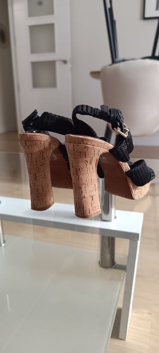 Sandalias Bimba y Lola Negras Talla 37