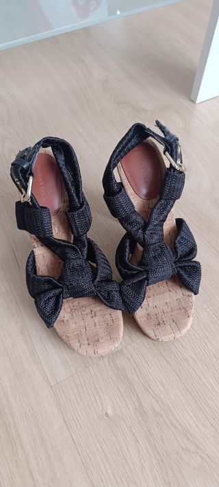 Sandalias Bimba y Lola Negras Talla 37