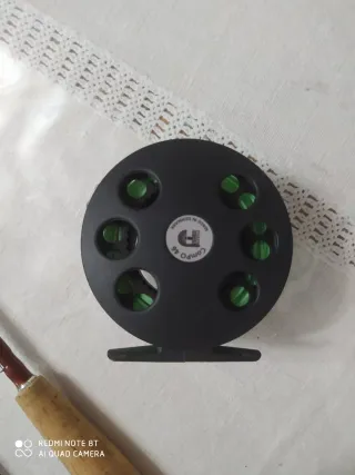 Caña de pesca mosca + carrete cola rata