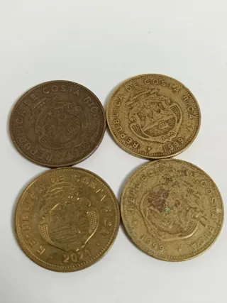 4 Monedas 100 Colones Costa Rica