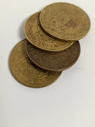 4 Monedas 100 Colones Costa Rica
