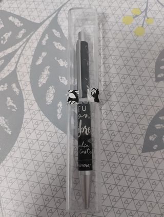 Bolígrafo Animosa de Inoxcrom con diseño de pájar