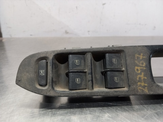 MANDO ELEVALUNAS DELANTERO IZQUIERDO SEAT CORDOBA