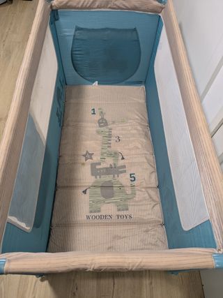 Cuna de viaje plegable con colchón y funda