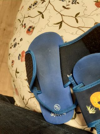 Pantofoline blu n. 26/27 con leoni