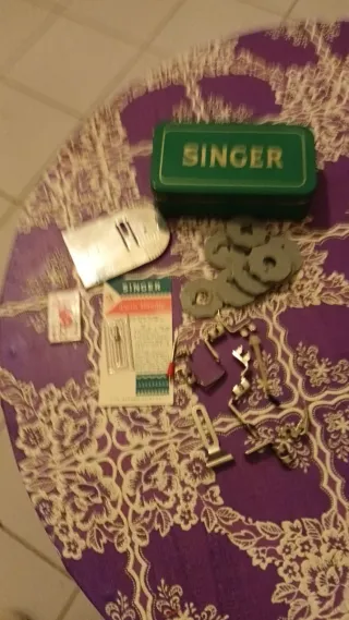 Singer Caja Metálica Accesorios Máquina Coser