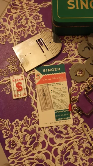 Singer Caja Metálica Accesorios Máquina Coser