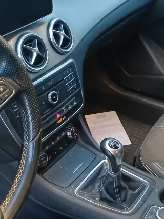 Mercedes-Benz Clase CLA 2015