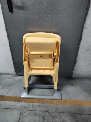 Trona infantil Futura CAM