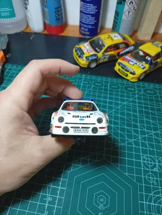 Scalextric Ford RS200