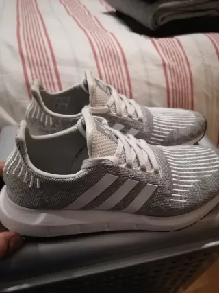 Zapatillas Adidas Hombre Talla 44 Gris/Blanco