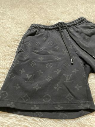 Pantaloncini corti neri Louis Vuitton
