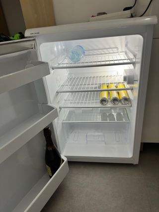 Frigorífico SAIVOD pequeño