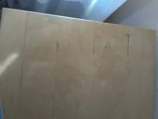 Escritorio IKEA con cajonera y silla