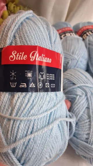 8 Gomitoli Mondial Crilly Azzurro