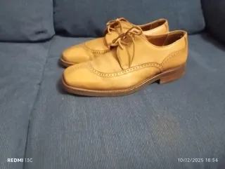 Zapatos clásicos beige/amarillo