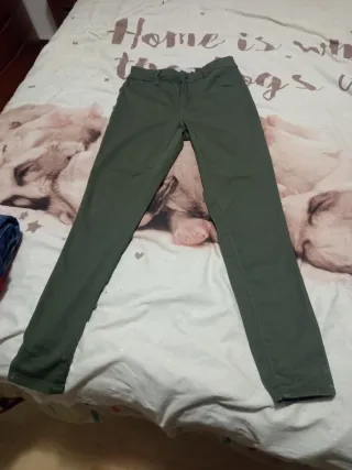 Pantalón niña verde