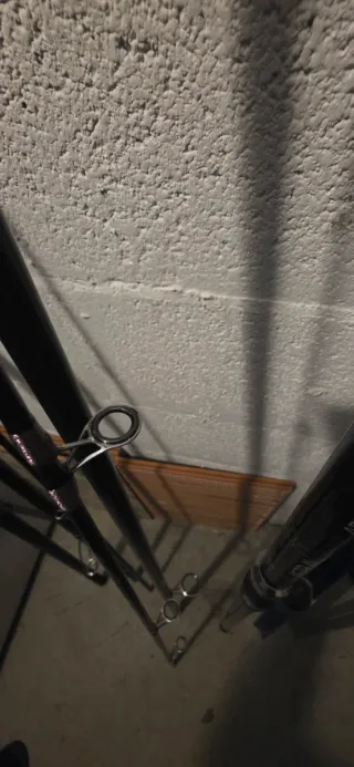 Caña de pescar y carretes