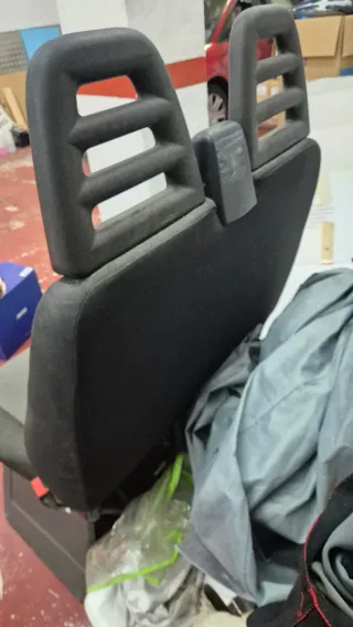 Asiento copiloto Iveco Daily 2013