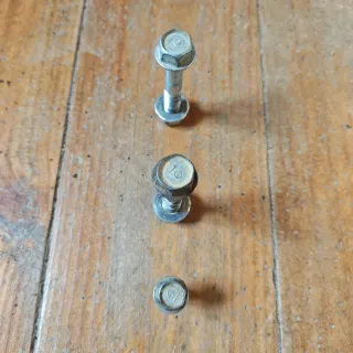 Cadena y Tornillos Montesa Cota 310