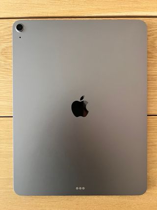 iPadAir13M3128 GrisNuevo.Con funda AppleSmartfolio