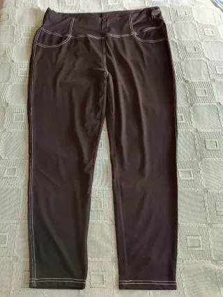 Lote 3 pantalones pitillos marrón azul negro