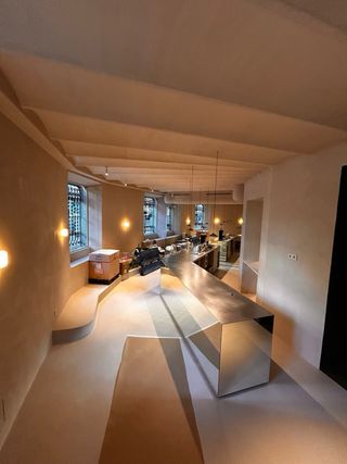 Alicatado ,mesas de hormigon , cocinas tipo isla