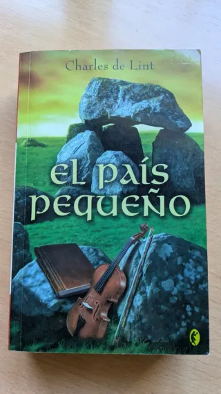 El país pequeño (novela fantasía)