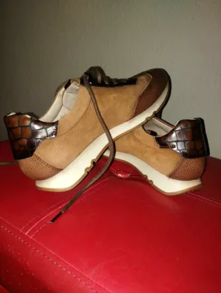 Zapatillas Hispanitas Marrón Talla 39