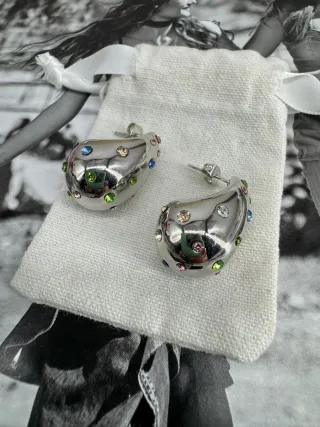 Pendientes Plateados con Piedras Multicolor