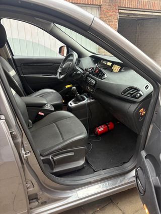 Renault Scenic 2011