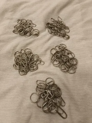 Anillas para cortinas de metal