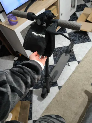 Xiaomi MI Scooter 1S eléctrico en muy buen estado