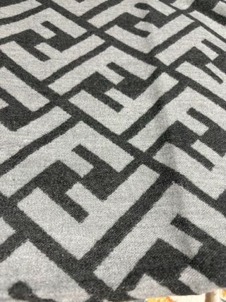 Sciarpa Fendi Grigia