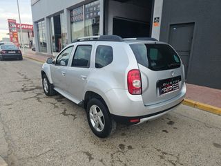Dacia Duster 2011