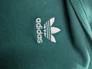 Vestito Adidas spalle scoperte donna verde