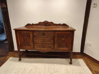 Aparador antiguo madera tallada S.XIX-XX