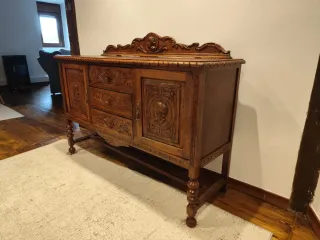 Aparador antiguo madera tallada S.XIX-XX