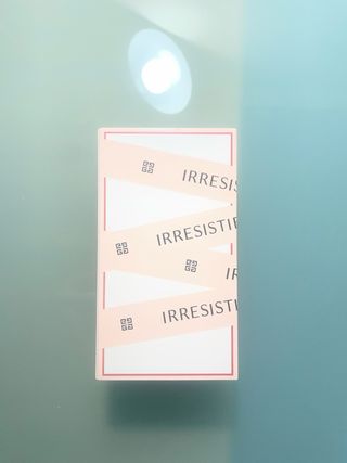 Perfume Givenchy Irresistible