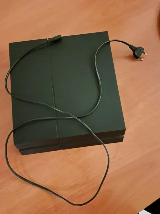 Consola PS4 Slim Negra (2016)