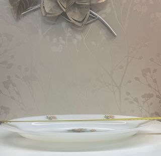 Fuente ovalada Arcopal con rosas