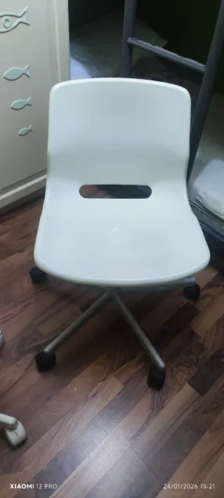 Sillas de escritorio infantiles (2 unidades)