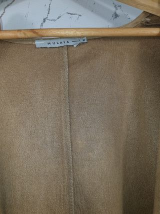 Chaqueta boho efecto ante camel