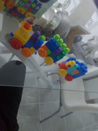 Mega Bloks Tren Musical ABC