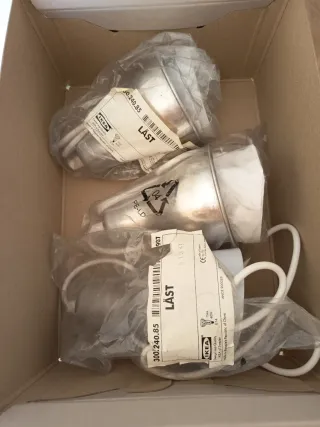 Lámpara colgante metal y plástico