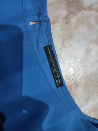 Blusa azul manga larga