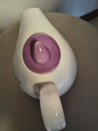 Caffettiera e 4 tazzine decorate