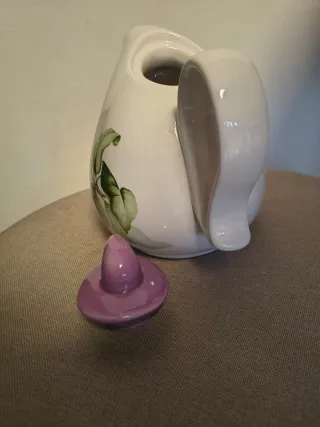 Caffettiera e 4 tazzine decorate