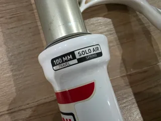 Horquilla Rock Shox Reba Blanca 29'